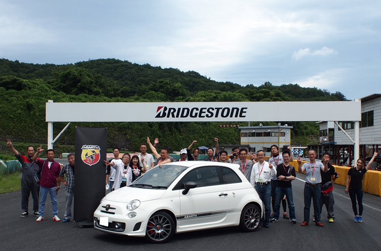 サーキット 集合写真