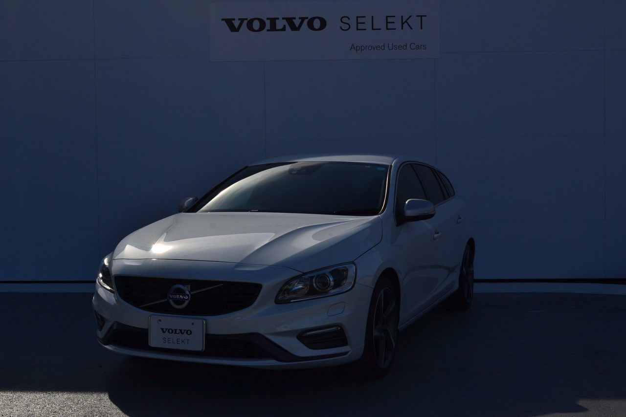 認定中古車 V60 D4 R Design Volvo Car 太田 足利 認定中古車 V60 D4 R Design Volvo Car 太田 足利