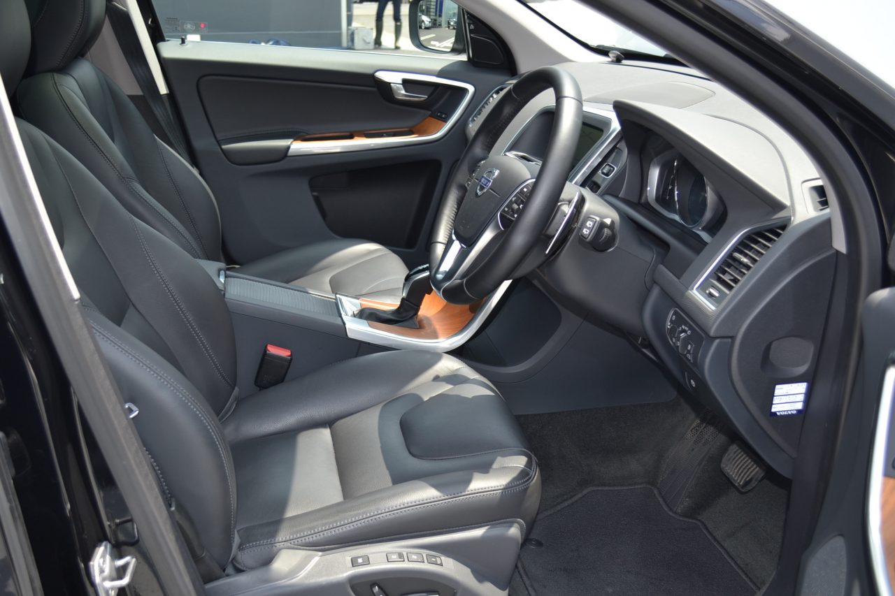 認定中古車 Xc60 D4 Classic Volvo Car 太田 足利