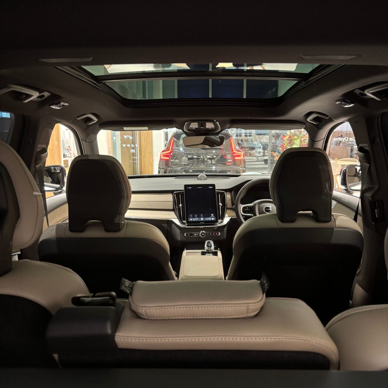 XC90 Ultra T8 AWD Plug-in Hybrid 展示車